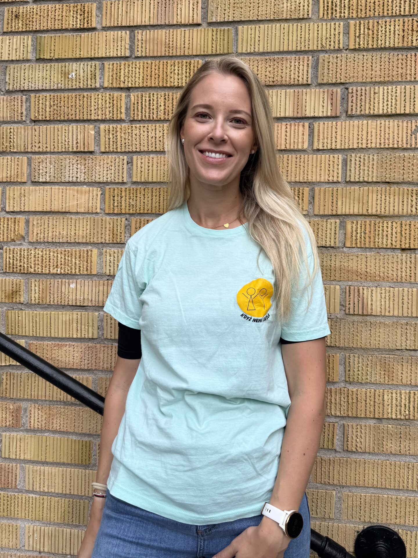Lucie Straková, KDYŽ NENÍ ŠKOLA team